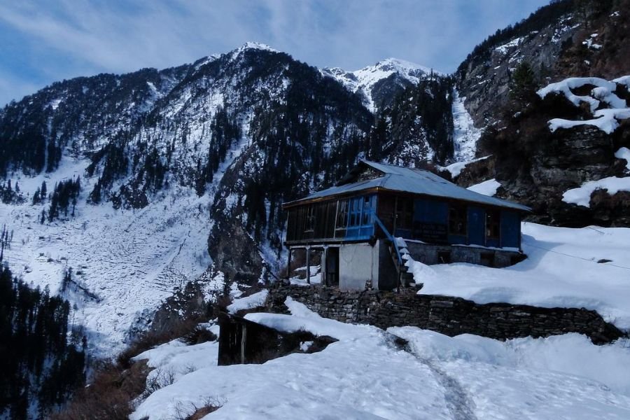 Manali volvo Tour Packages From Delhi